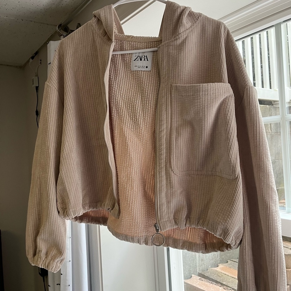 ZARA Zip Up Jacket - Cropped, Ribbed